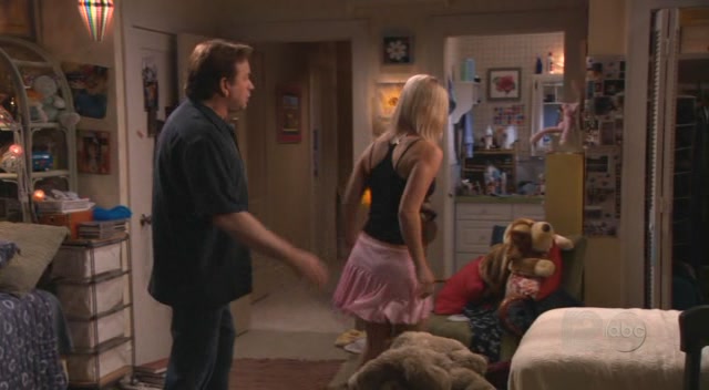 Charmed-Online-dot-nl_8SimpleRules-2x03-0992.jpg