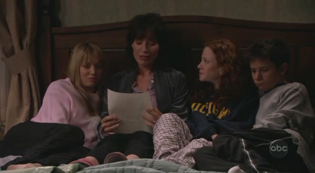 Charmed-Online-dot-nl_8SimpleRules-2x04-2310.jpg