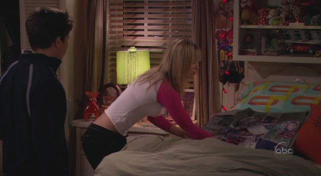 Charmed-Online-dot-nl_8SimpleRules-2x07-0455.jpg