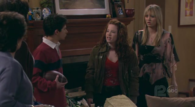 Charmed-Online-dot-nl_8SimpleRules-2x08-0729.jpg