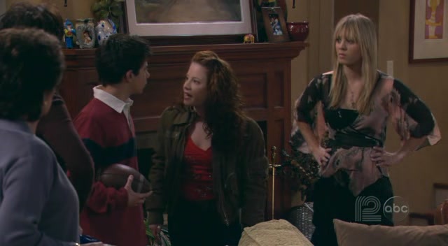 Charmed-Online-dot-nl_8SimpleRules-2x08-0731.jpg