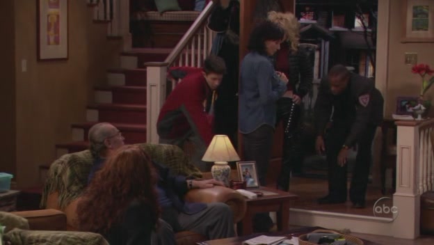 Charmed-Online-dot-nl_8SimpleRules-2x12-7216.jpg