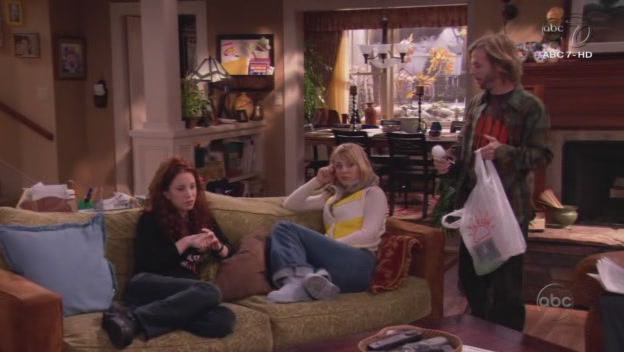 Charmed-Online-dot-nl_8SimpleRules-2x13-7374.jpg Charmed-Online-dot-nl_8SimpleRules-2x13-7374.jpg