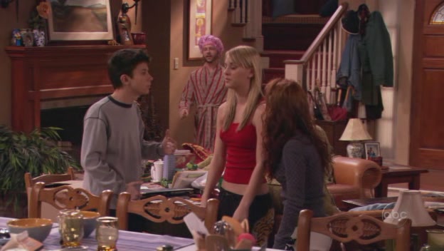 Charmed-Online-dot-nl_8SimpleRules-2x14-3786.jpg