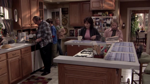 Charmed-Online_dot_nl-8SimpleRules-2x18-8753.jpg