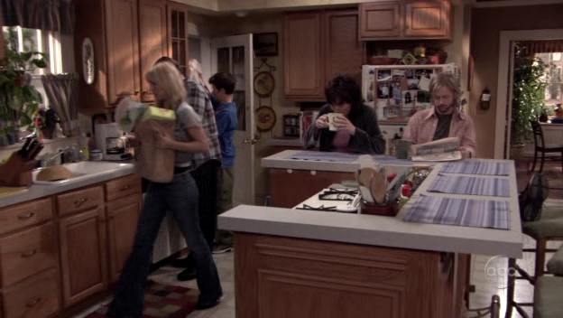 Charmed-Online_dot_nl-8SimpleRules-2x18-8755.jpg