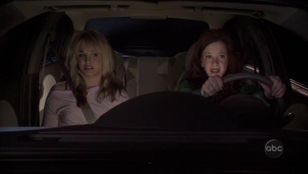 Charmed-Online_dot_nl-8SimpleRules-2x19-10191.jpg