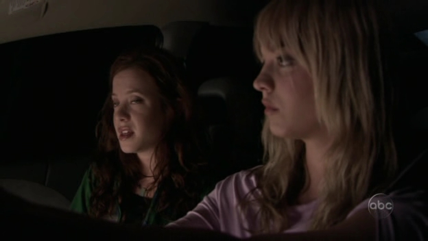 Charmed-Online_dot_nl-8SimpleRules-2x19-10370.jpg