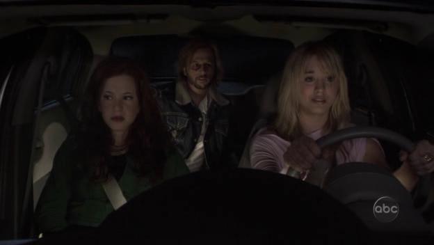 Charmed-Online_dot_nl-8SimpleRules-2x19-10736.jpg