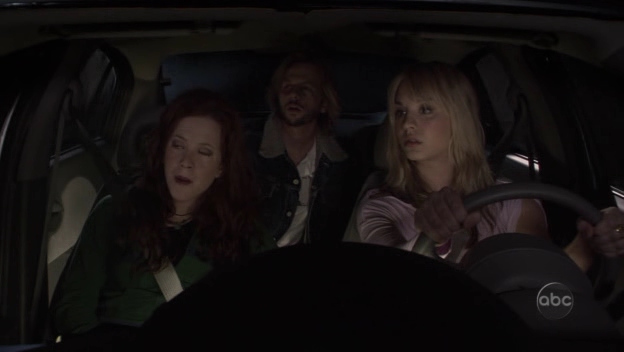 Charmed-Online_dot_nl-8SimpleRules-2x19-10745.jpg