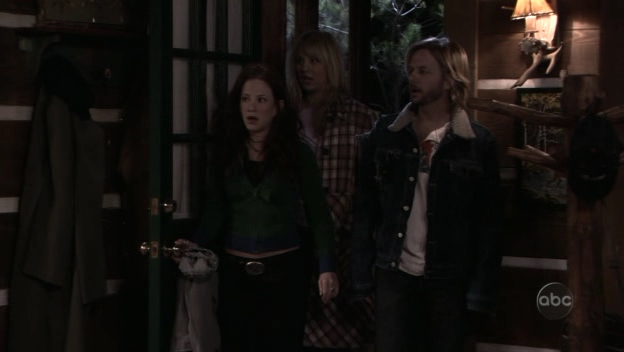 Charmed-Online_dot_nl-8SimpleRules-2x19-10755.jpg