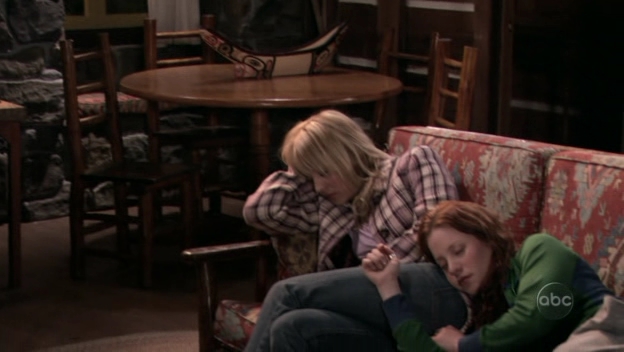 Charmed-Online_dot_nl-8SimpleRules-2x19-10799.jpg