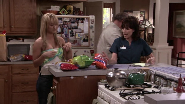 Charmed-Online_dot_nl-8SimpleRules-2x21-12404.jpg
