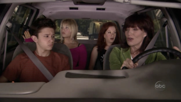 Charmed-Online_dot_nl-8SimpleRules-3x03-0239.jpg