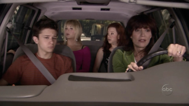 Charmed-Online_dot_nl-8SimpleRules-3x03-0240.jpg