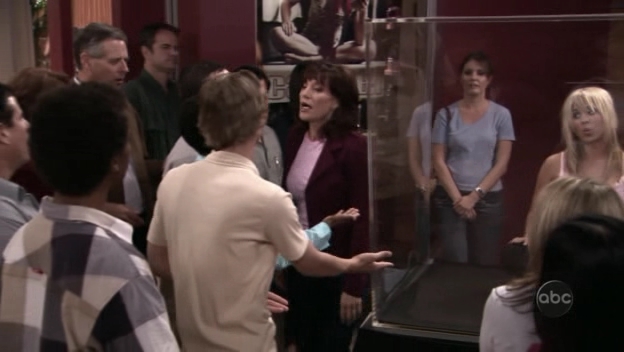 Charmed-Online_dot_nl-8SimpleRules-3x04-0496.jpg