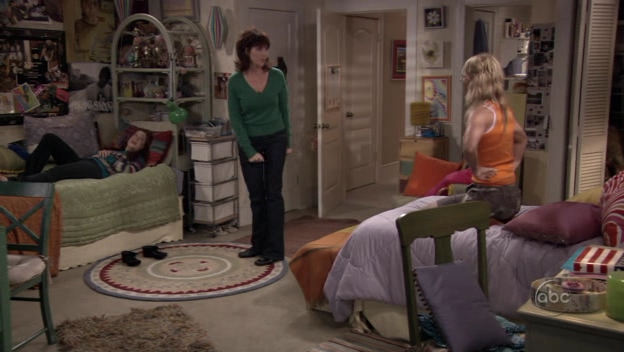 Charmed-Online_dot_nl-8SimpleRules-3x04-0435.jpg