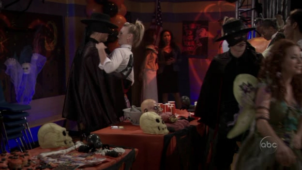 Charmed-Online_dot_nl-8SimpleRules-3x06-0816.jpg