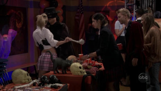 Charmed-Online_dot_nl-8SimpleRules-3x06-0820.jpg