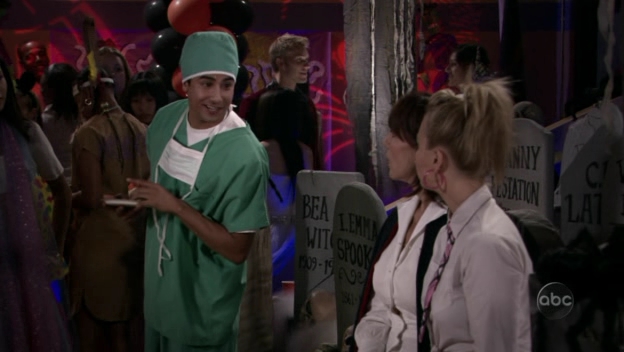 Charmed-Online_dot_nl-8SimpleRules-3x06-0981.jpg