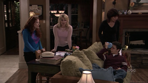 Charmed-Online_dot_nl-8SimpleRules-3x08-2188.jpg