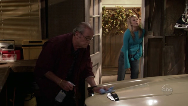 Charmed-Online_dot_nl-8SimpleRules-3x10-4689.jpg