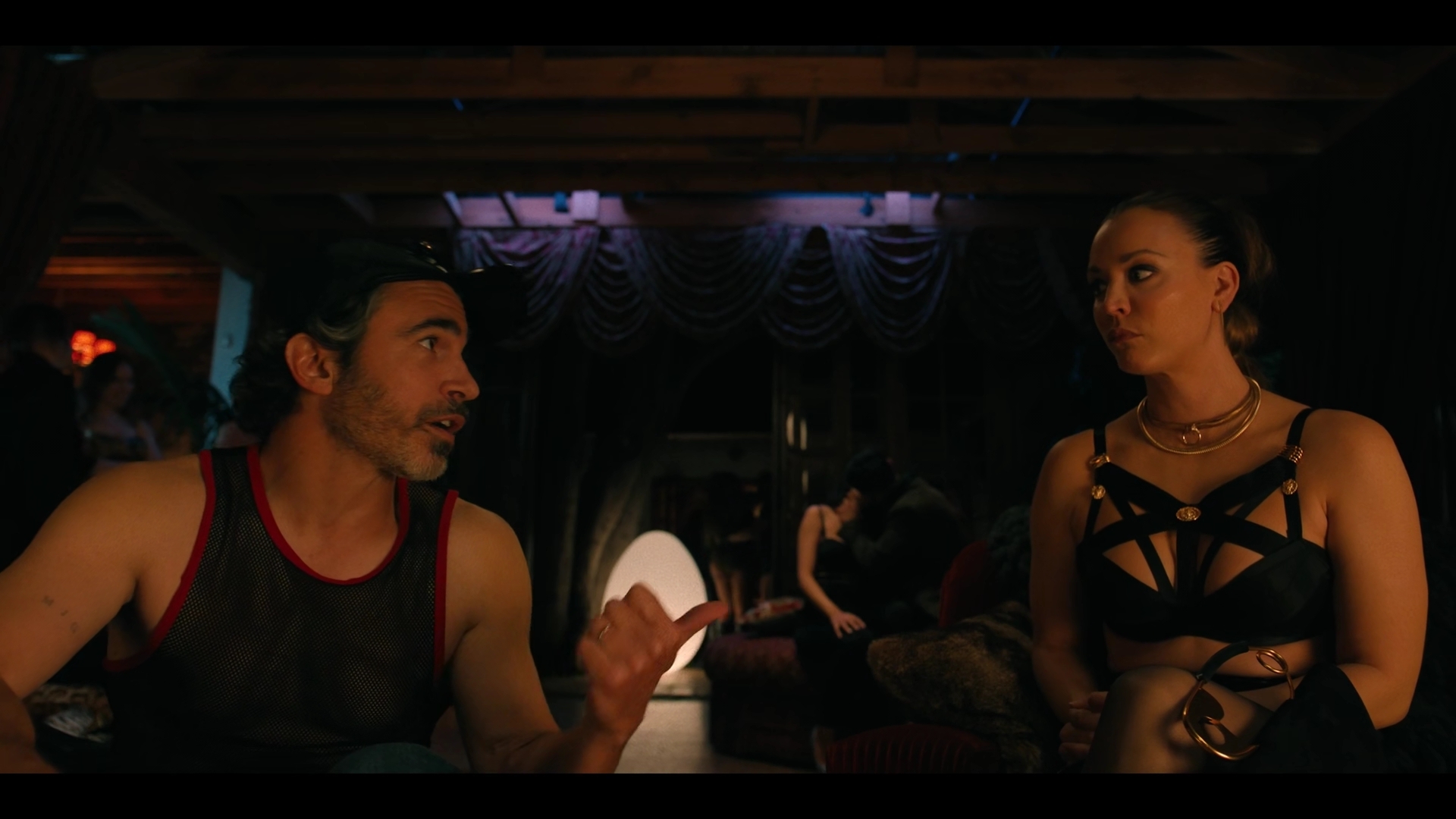 Charmed-Online-dot-nl_BasedOnATrueStory2x04-0668.jpg Charmed-Online-dot-nl_BasedOnATrueStory2x04-0668.jpg