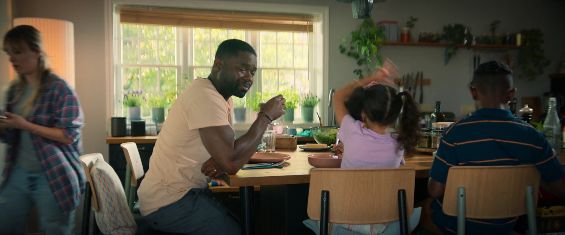 Charmed-Online-dot-nl_Roleplay1905.jpg Charmed-Online-dot-nl_Roleplay1905.jpg