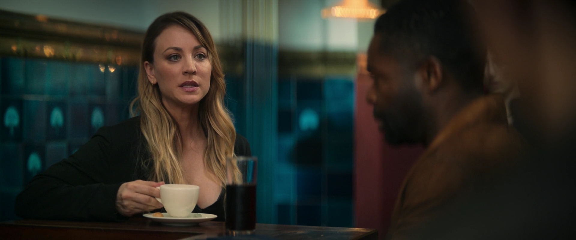 Charmed-Online-dot-nl_Roleplay4146.jpg Charmed-Online-dot-nl_Roleplay4146.jpg