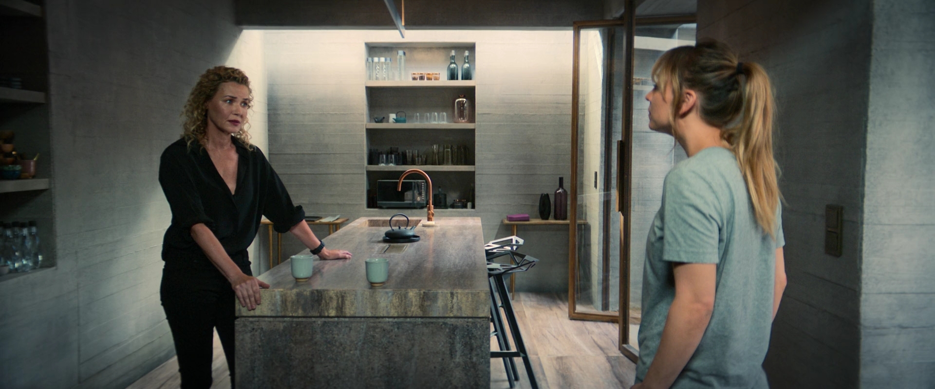 Charmed-Online-dot-nl_Roleplay4450.jpg Charmed-Online-dot-nl_Roleplay4450.jpg