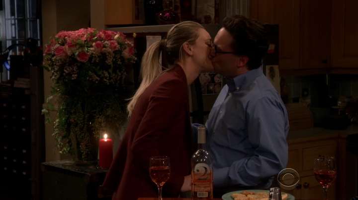 Charmed-Online-nl_TBBT10x13-0112.jpg