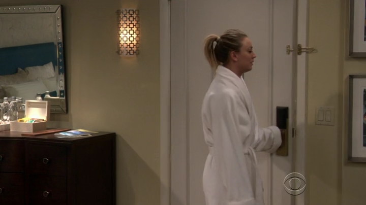 Charmed-Online-nl_TBBT10x13-0780.jpg