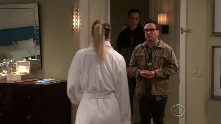 Charmed-Online-nl_TBBT10x13-0781.jpg