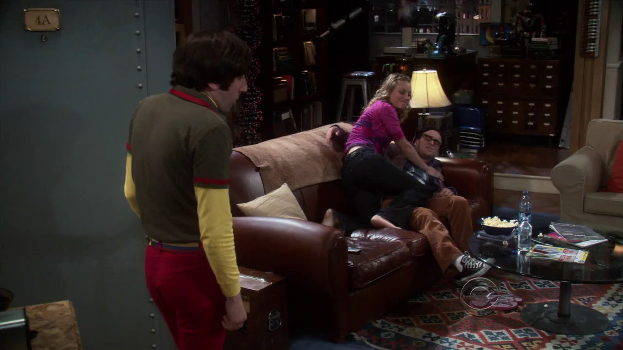Charmed-Online-dot-net_TBBT3x04-0757.jpg