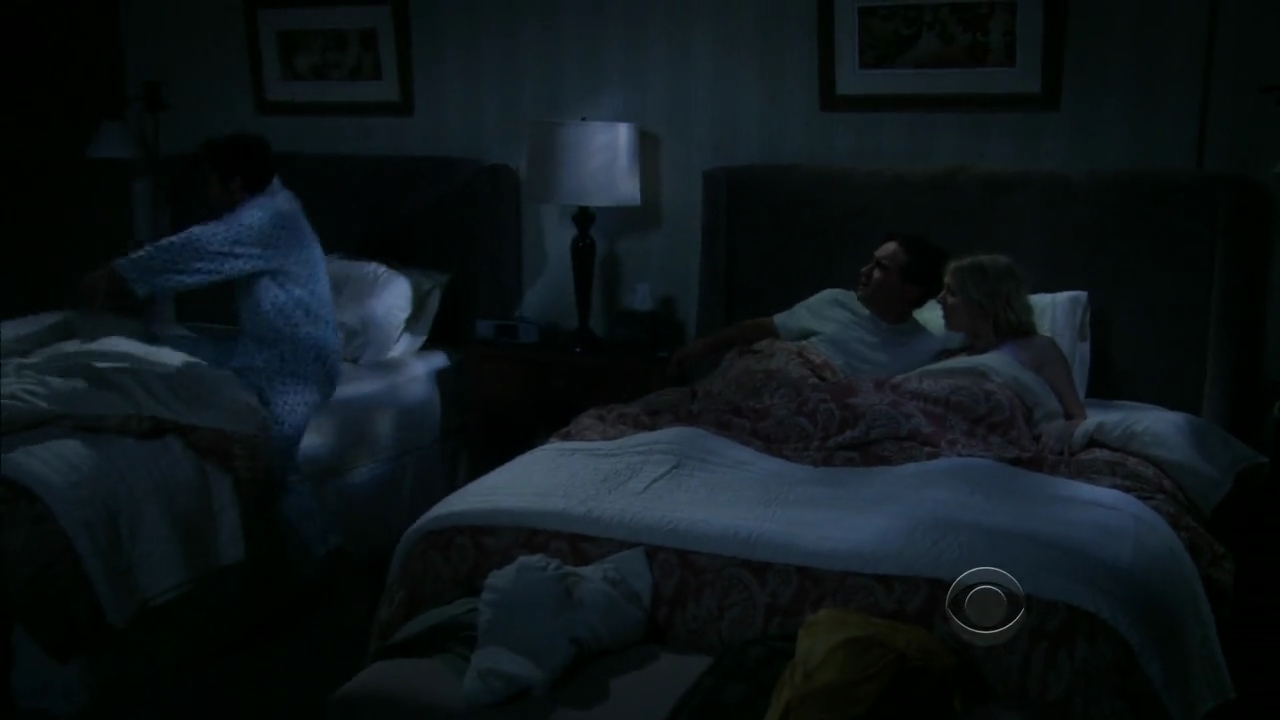Charmed-Online-dot-net_TBBT4x13-0959.jpg