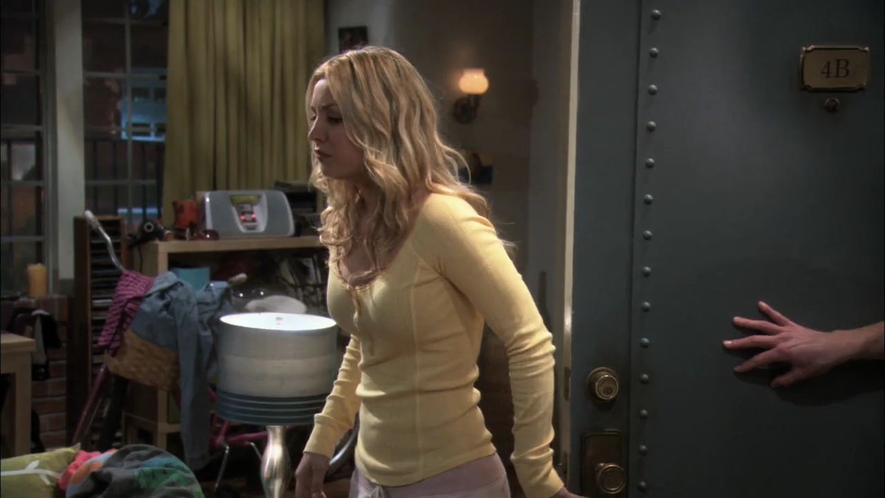 Charmed-Online-dot-net_TBBT4x14-0338.jpg