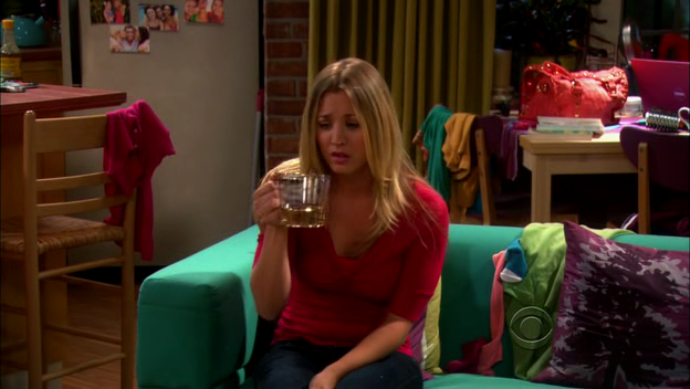Charmed-Online-dot-TheBigBangTheory5x01-0044.png