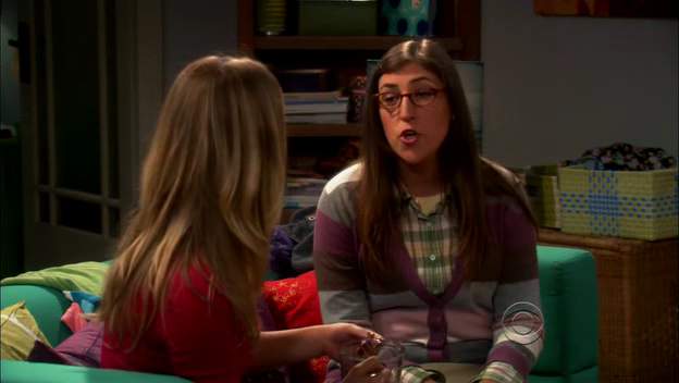 Charmed-Online-dot-TheBigBangTheory5x01-0070.png