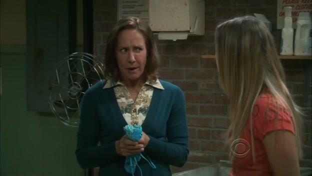 Charmed-Online-dot-TheBigBangTheory5x06-0323.jpg