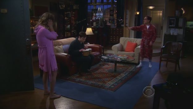 Charmed-Online-dot-net_TBBT-5x18-0945.jpg