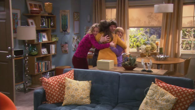 Charmed-Online_dot_net-TBBT5x22TheStagConvergence0436.jpg