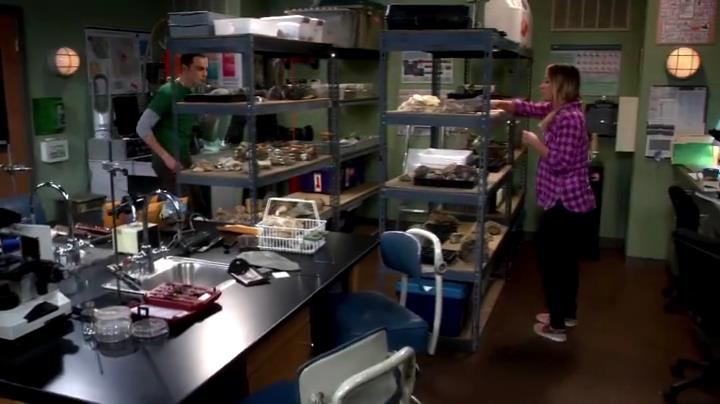 Charmed-Online-dot-net_TheBigBangTheory7x03-0715.jpg