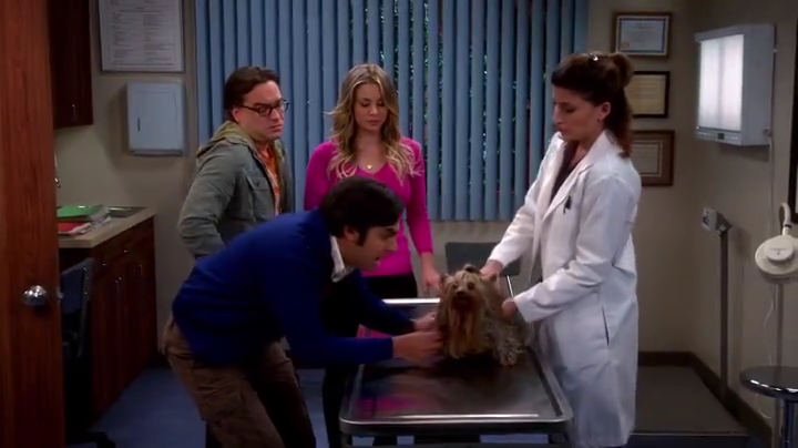 Charmed-Online-dot-net_TBBT7x15-0579.jpg