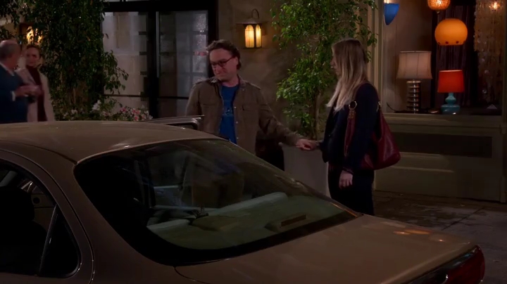 Charmed-Online-dot-net_TBBT7x17-0945.jpg