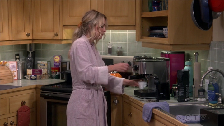 Charmed-Online-dot-nl_TBBT12x01-0840.jpg Charmed-Online-dot-nl_TBBT12x01-0840.jpg