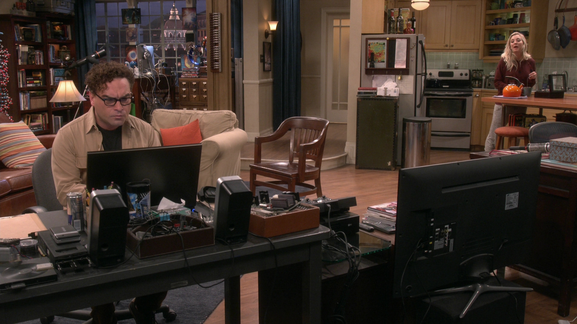 Charmed-Online-dot-nl_TBBT12x03-0815.jpg