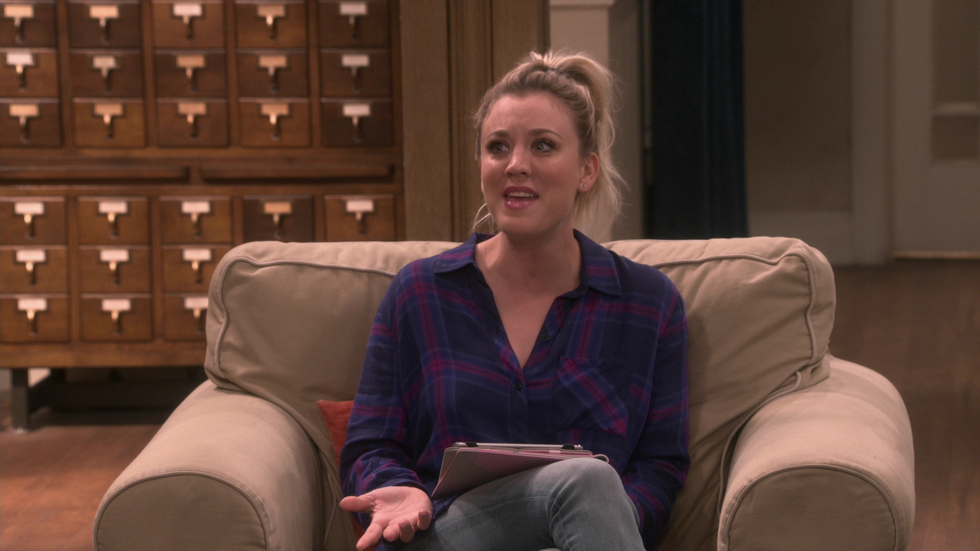 Charmed-Online-dot-nl_TBBT12x03-1055.jpg