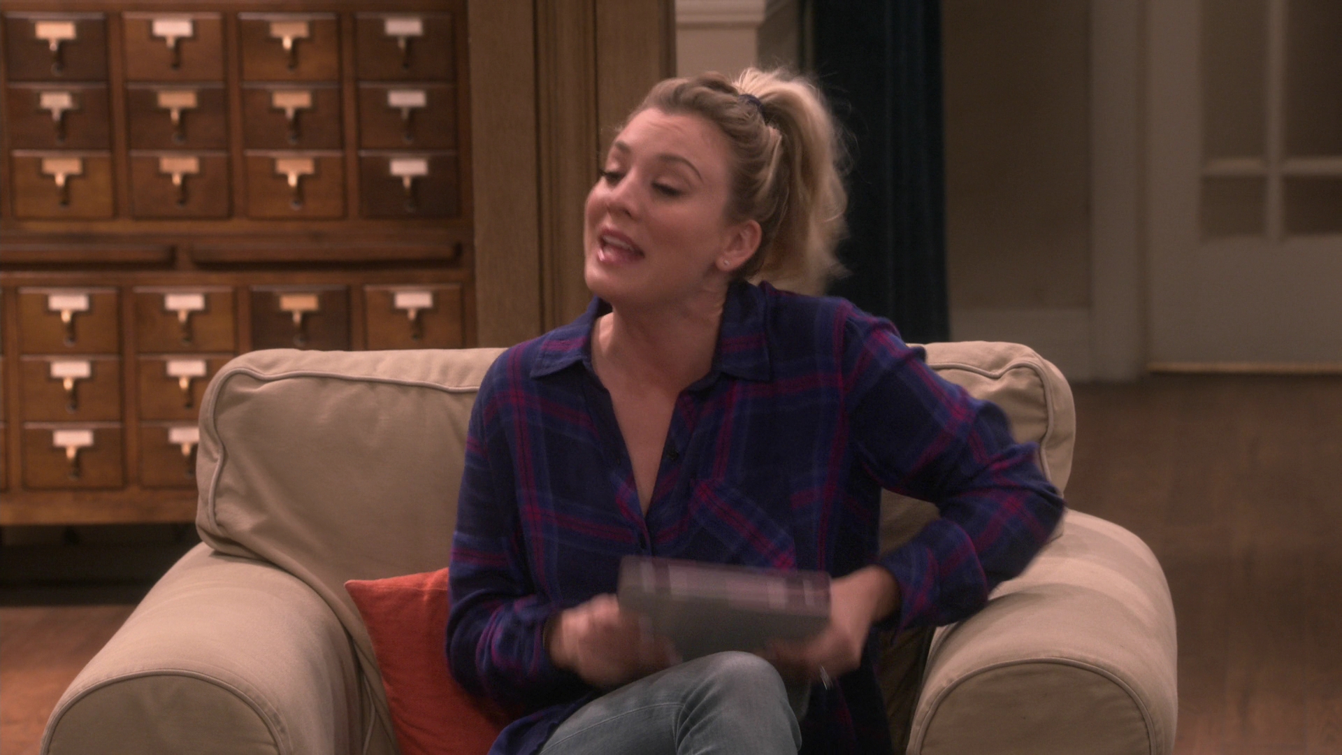 Charmed-Online-dot-nl_TBBT12x03-1062.jpg