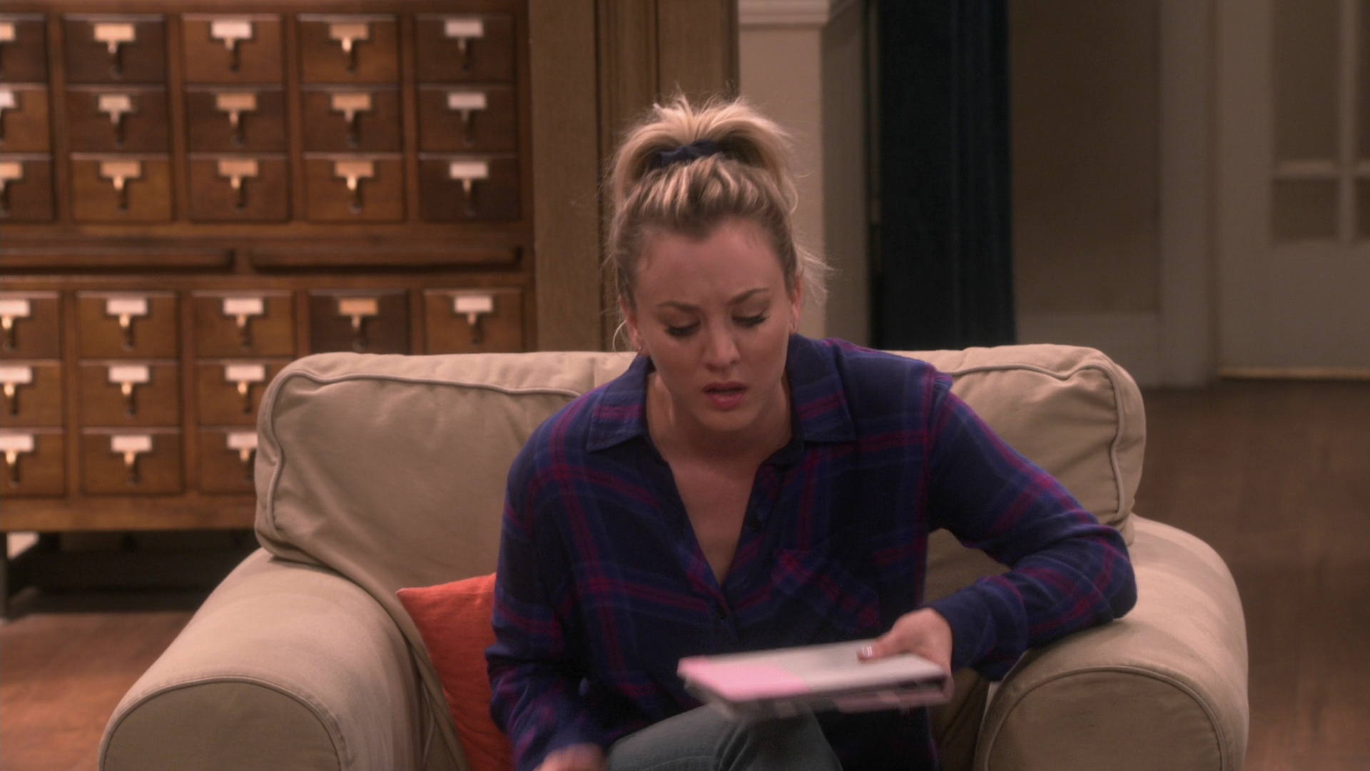 Charmed-Online-dot-nl_TBBT12x03-1075.jpg