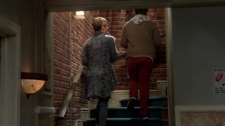 Charmed-Online-dot-net_TBBT-8x04-0588.jpg